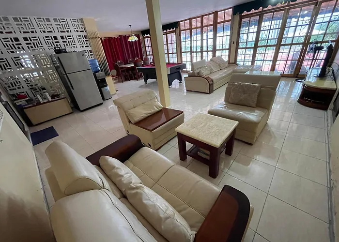Peaceful Palms Guest house