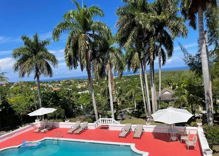 Peaceful Palms Guest house *